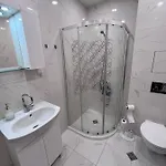 Апартаменты Paris Luxury Centre 2bdr W Work Desk And Wifi Near Nevsky Cathedral София