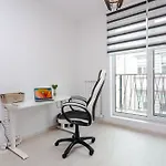 Paris Luxury Centre 2bdr W Work Desk And Wifi Near Nevsky Cathedral София