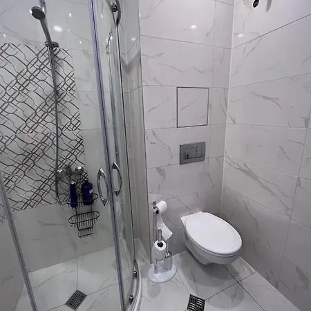 Apartamento Paris Luxury Centre 2bdr W Work Desk And Wifi Near Nevsky Cathedral