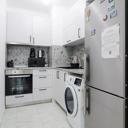 דירה Paris Luxury Centre 2bdr W Work Desk And Wifi Near Nevsky Cathedral *