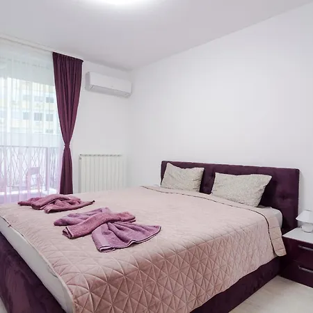 Apartman Paris Luxury Centre 2bdr W Work Desk And Wifi Near Nevsky Cathedral Szófia